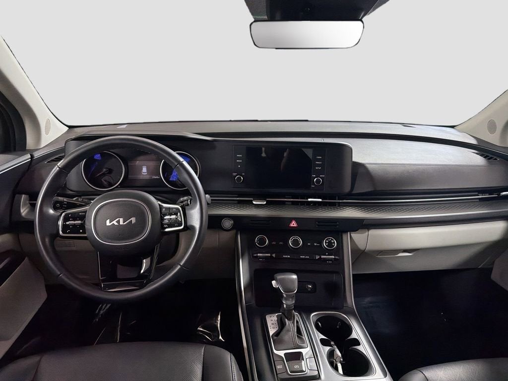 2023 Kia Carnival LX