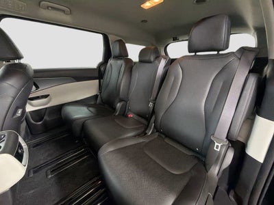 2023 Kia Carnival LX