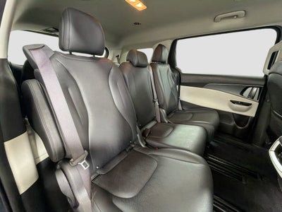 2023 Kia Carnival LX