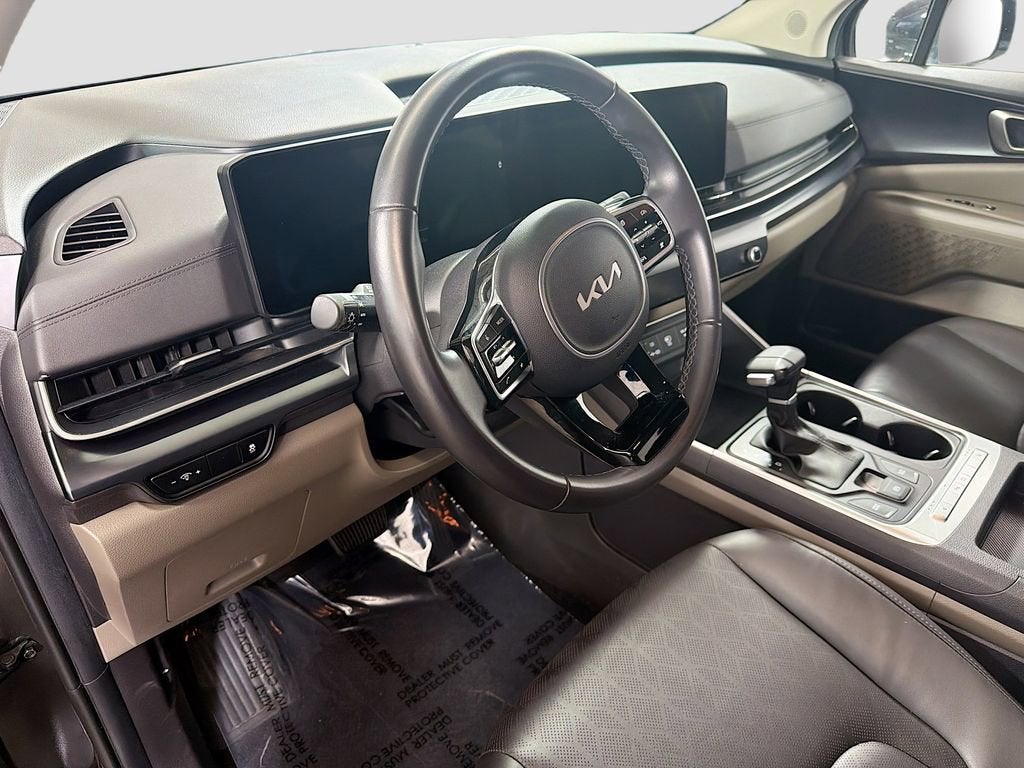 2025 Kia Carnival LXS