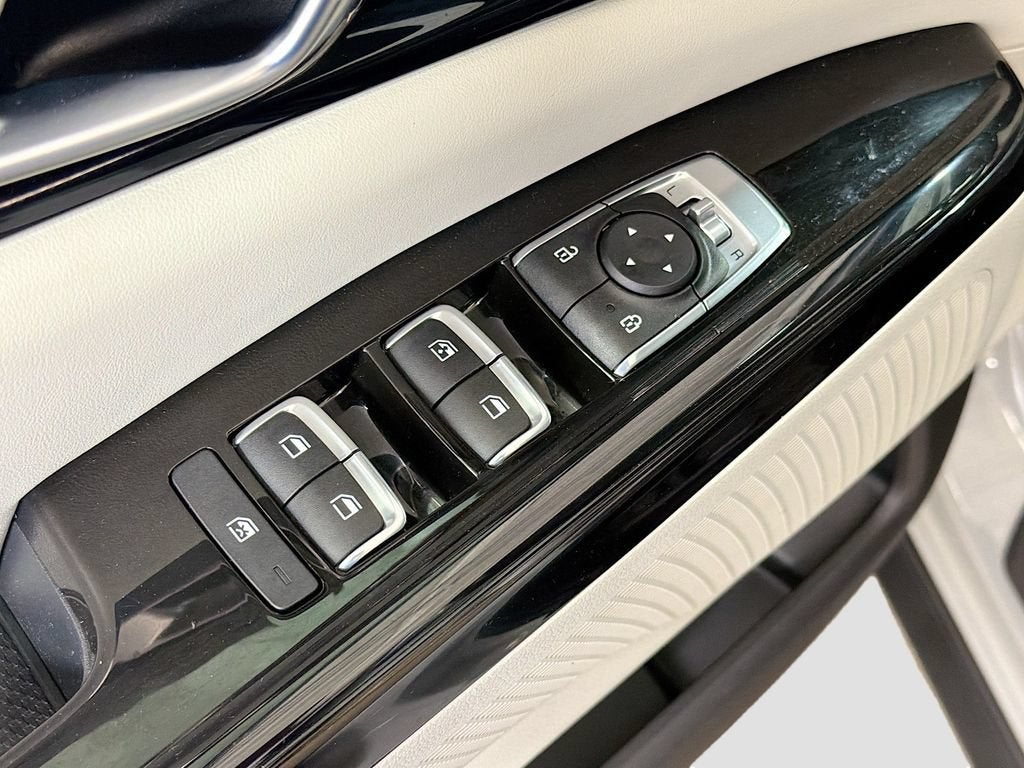 2023 Kia Carnival EX