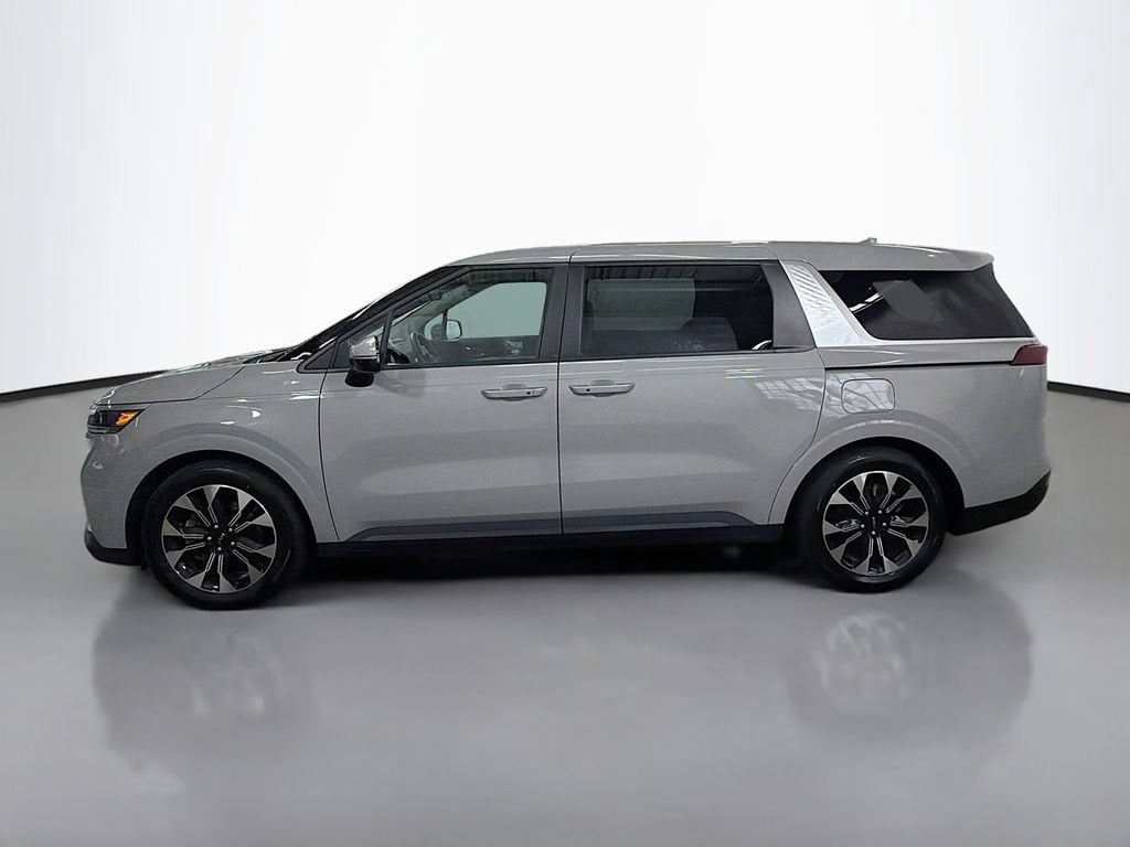 2023 Kia Carnival EX