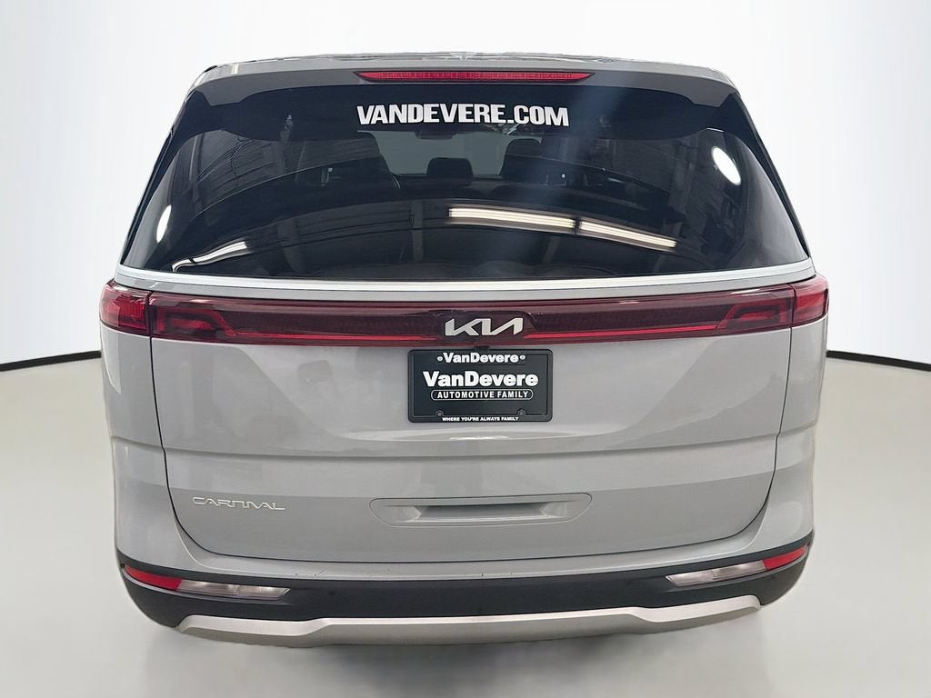 2023 Kia Carnival EX