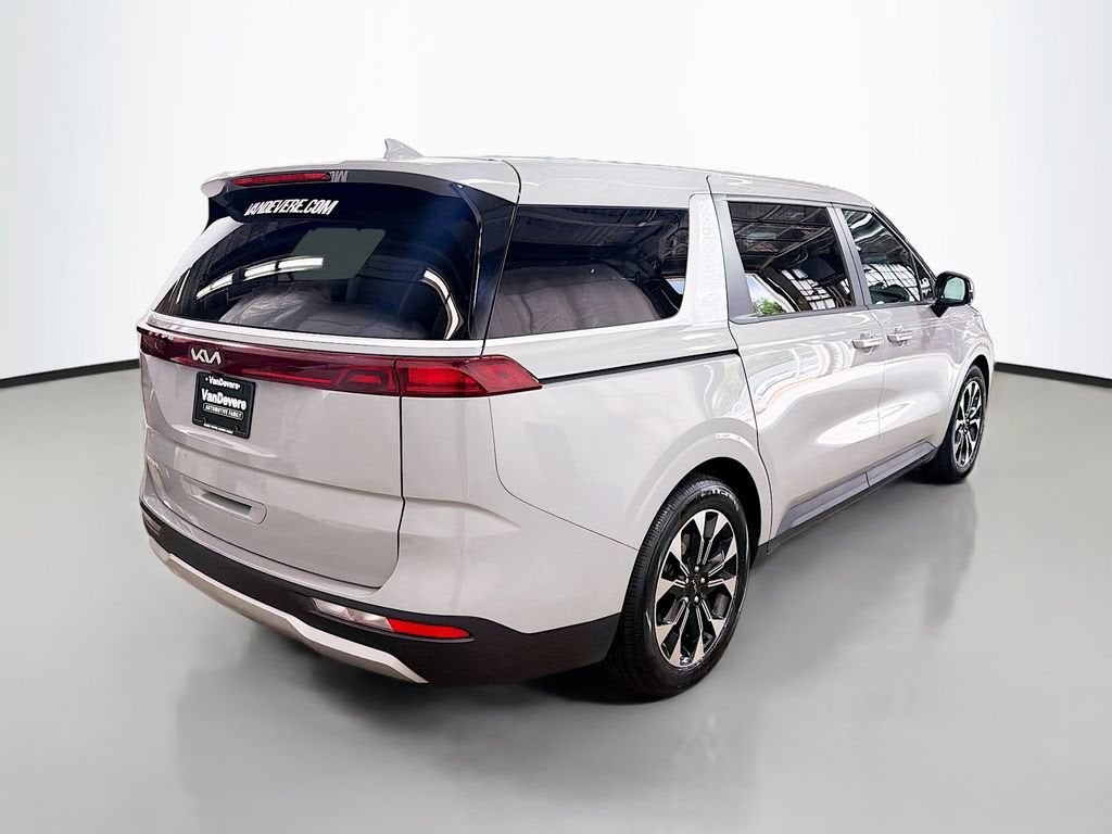 2023 Kia Carnival EX