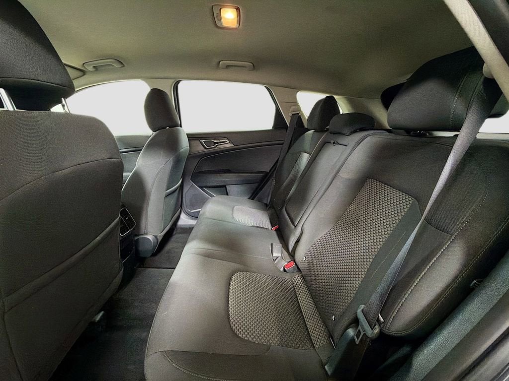 2023 Kia Sportage Hybrid LX