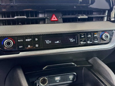 2023 Kia Sportage Hybrid LX