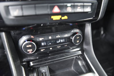 2019 INFINITI QX30 LUXE