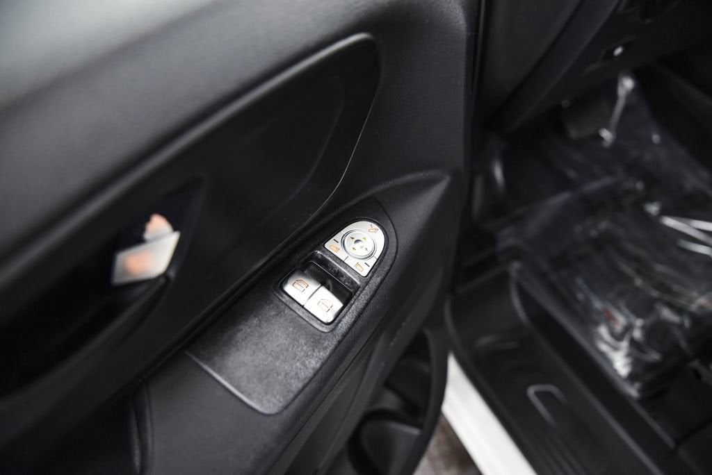 2016 Mercedes-Benz Metris Passenger Van NA