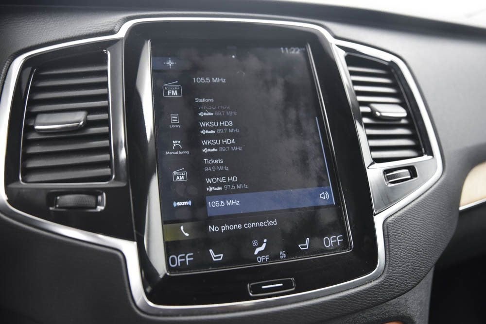 2022 Volvo XC90 Momentum